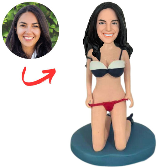 Custom Sexy Woman Kneeling on The Floor Bobbleheads