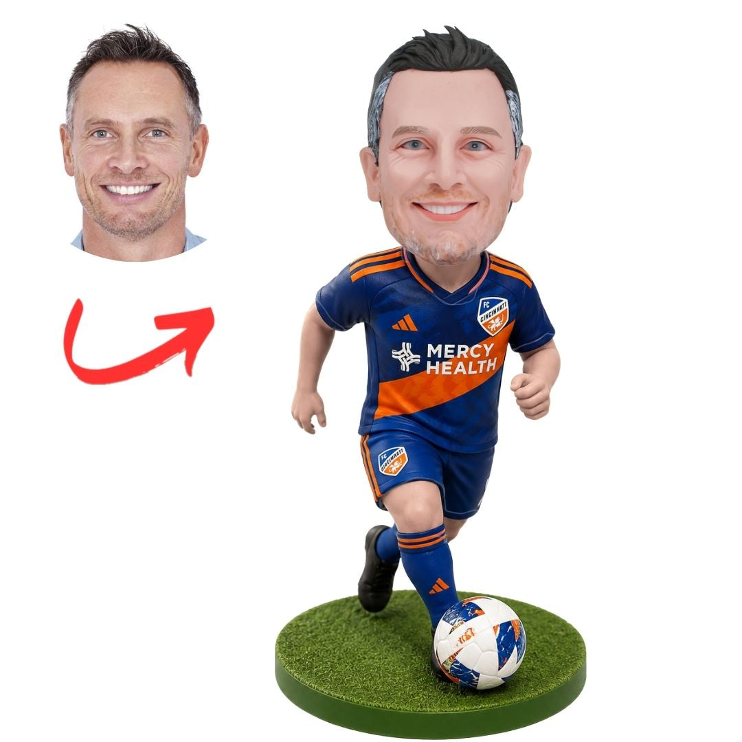 FC Cincinnati Runner in Navy and Orange Custom Soccer Bobblehead