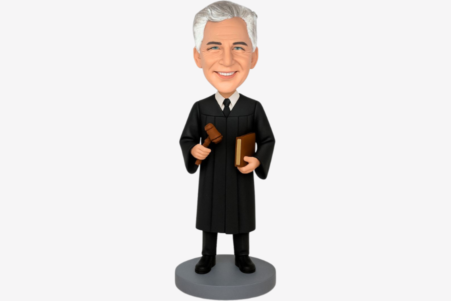 Lawyer & Judge